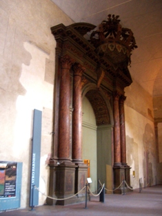 smallParma64Farnese.jpg